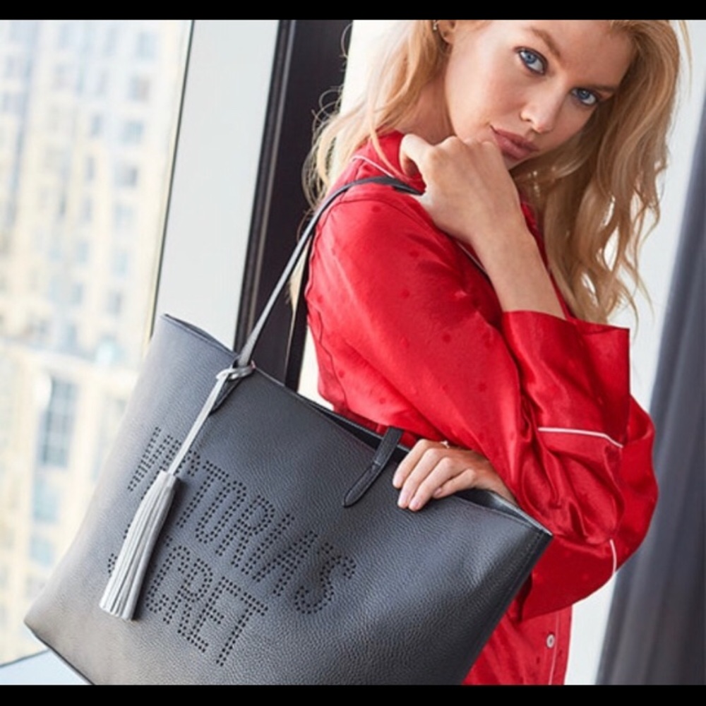 💖Victoria’s Secret tote💖
